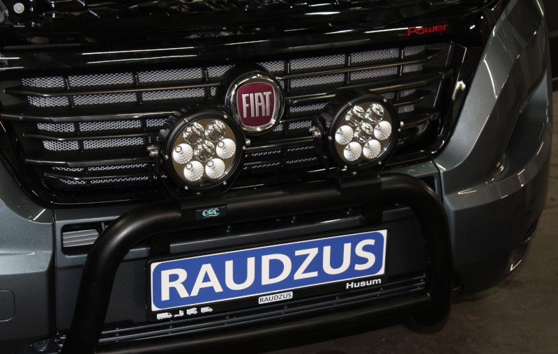 Scheinwerfer und Bullenfänger für Wohnmobile bei Raudzus in Husum 