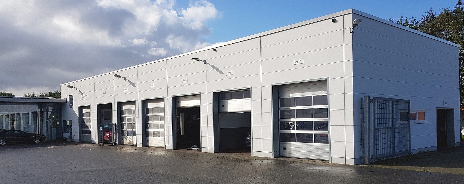 Raudzus & Bossen - BMW Service Neuwagen und Gebrauchtwagen in Niebüll / Nordfriesland